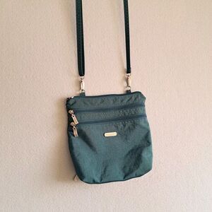 Baggallini Zipper Crossbody Bag Green Purse 3 Zipper Adjustable Travel